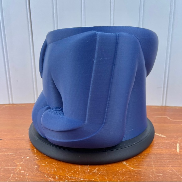 Hoodie Planter Pot, Sweatshirt Flower Pot, 3D Printed Planter - Picture 5 of 10